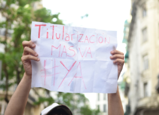 Docentes rechazan la reforma del Estatuto de Larreta y Acuña
