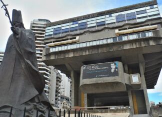 La feroz interna de ATE Capital se traslado a la Biblioteca Nacional