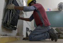 Sileoni recibe a gremios para analizar la problemática de la falta de gas en escuelas