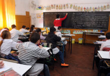 El Gobierno Bonaerense convocó a docentes y estatales para discutir la paritaria