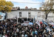 Gremio de SIPREBA se movilizó por los despidos de trabajadores de Clarín