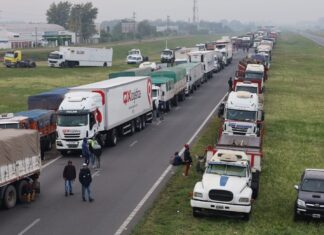 Paro de 24 horas de fleteros