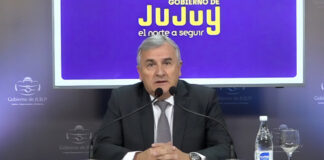 Morales derogará decreto que criminaliza la protesta social, pero amenaza a los docentes
