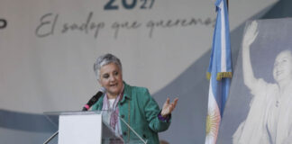 Marina Jaureguiberry: “Queremos estar sentadas en la mesa de discusión del proyecto nacional y del modelo educativo”