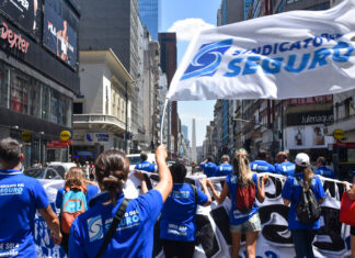 El Sindicato del Seguro logra 48% de aumento salarial