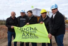 Kicillof recorre obra de la planta potabilizadora de Punta Lara junto a Secco, ministros y lider de Uocra La Plata