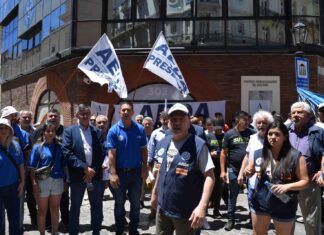 Empleados de Despachantes de Aduana protagonizan movilización por recomposición salarial urgente